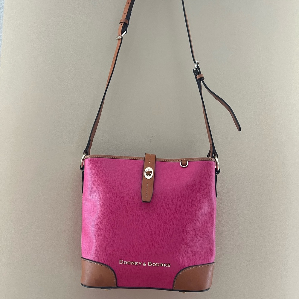Dooney and Bourke Bucket Claremont Fuchsia cross body bag